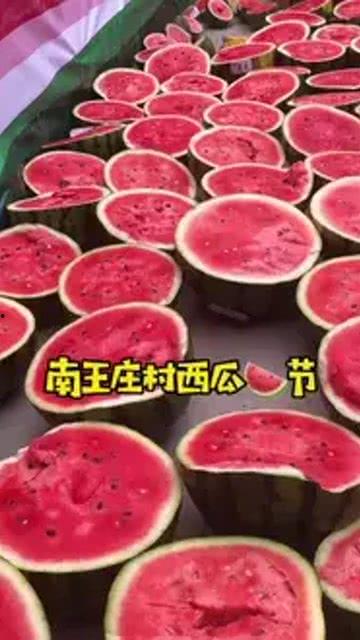 美食群众吃瓜怎么配文,一场味蕾与视觉的狂欢之旅